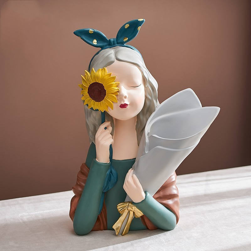 Luxury Girl Flower Vase