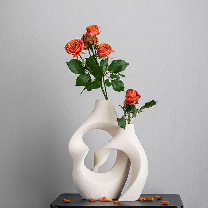 New Arrival Abstract Hollow Ceramic Contemporary Tabletop Vase Set