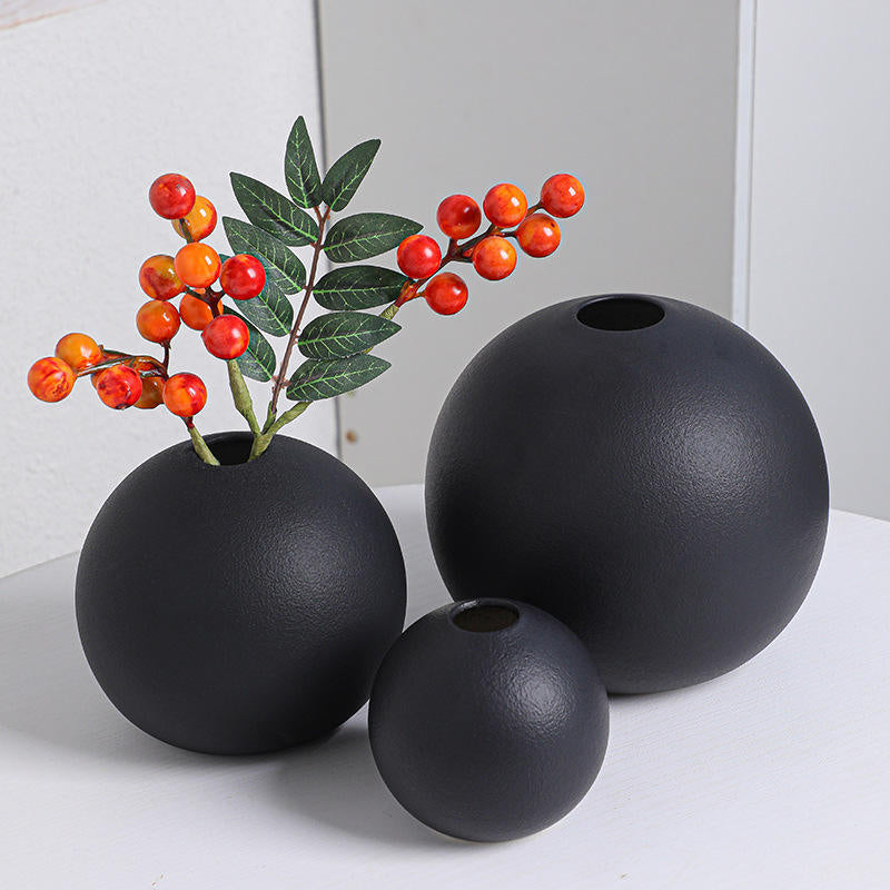 Set of 3 Round Creative White Black Ceramic And Porcelain Vases