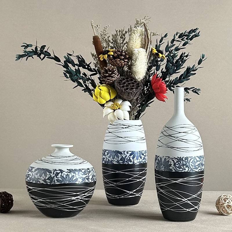 Handmade Patterned Swirl Ceramic Vase