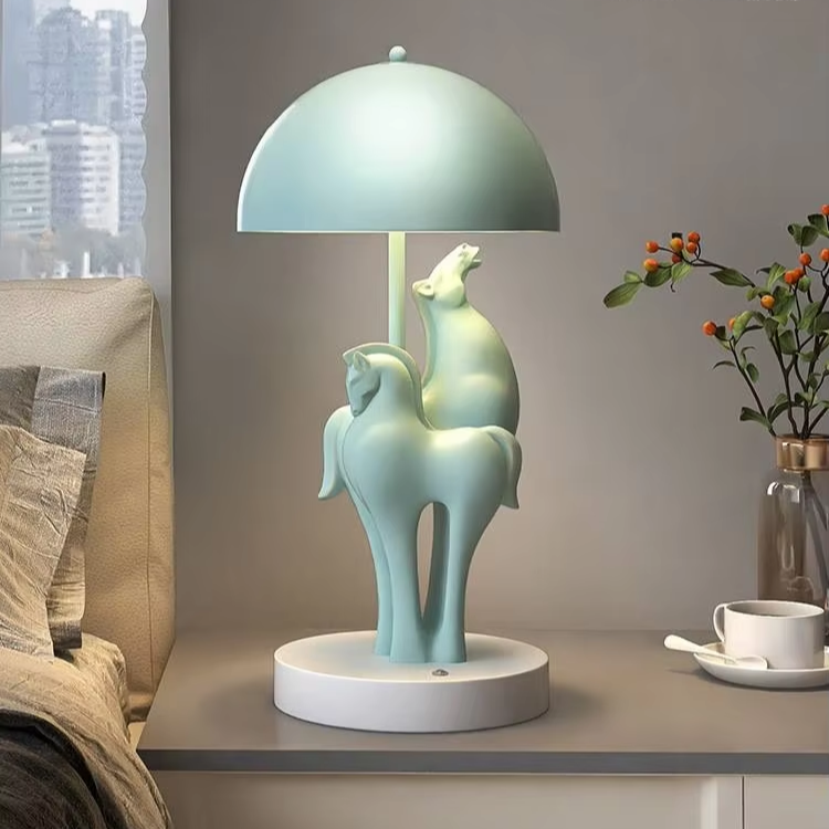 Modern Light Luxury Atmosphere Lighting Ornaments for bed room - desk lamp