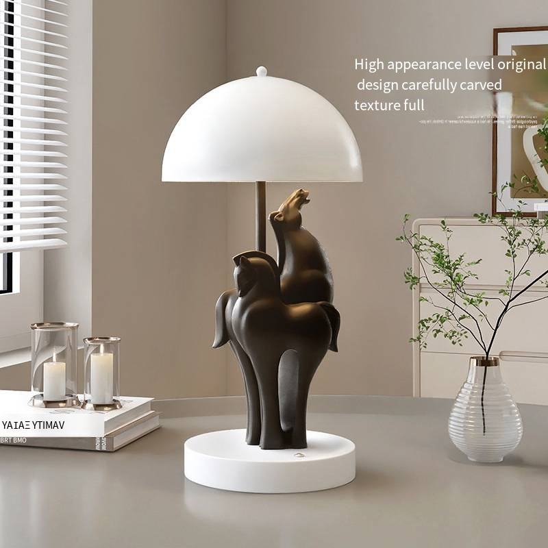 Modern Light Luxury Atmosphere Lighting Ornaments for bed room - desk lamp